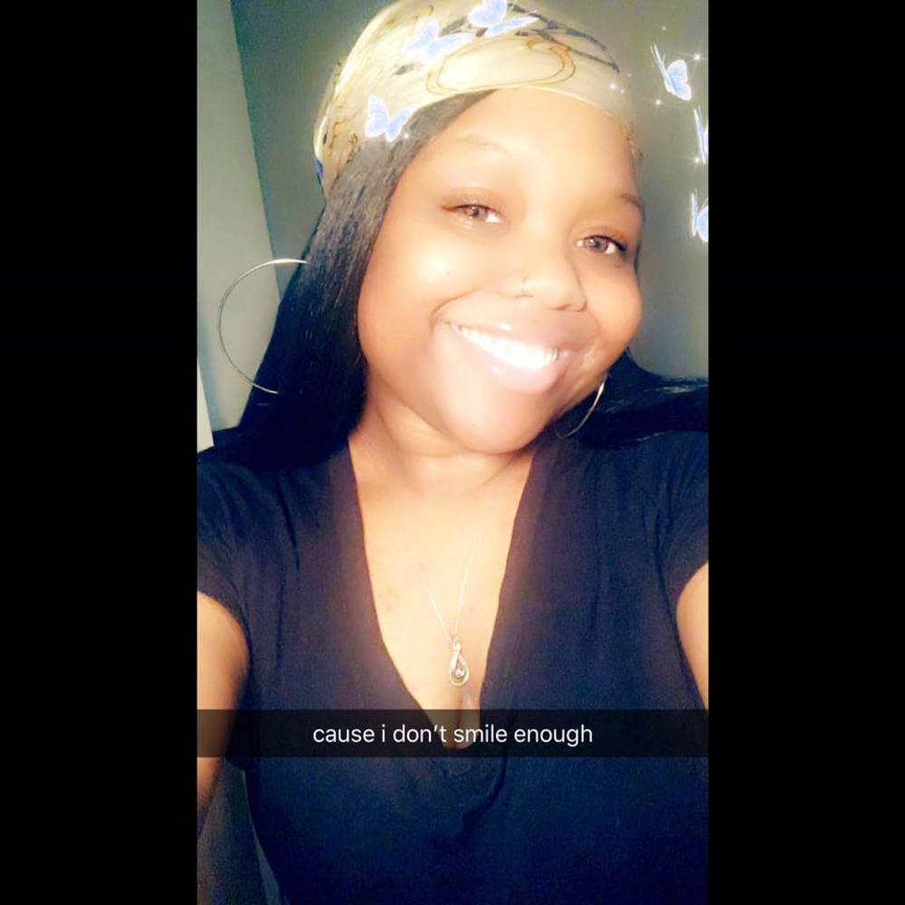 Meet your Posher, Kelsie